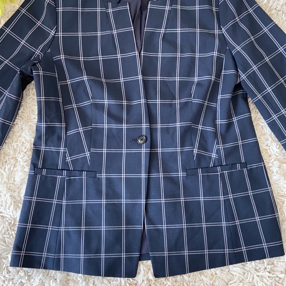 Banana Republic Navy Blue Bell Sleeve Plaid Blazer - Picture 3 of 13